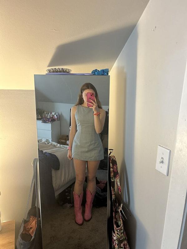 Review Thumbnail Image 0 382395470