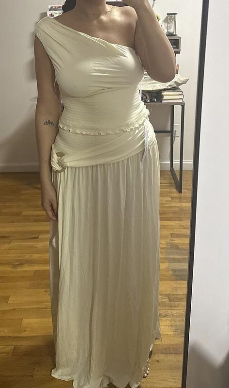 Review Thumbnail Image 0 348686918