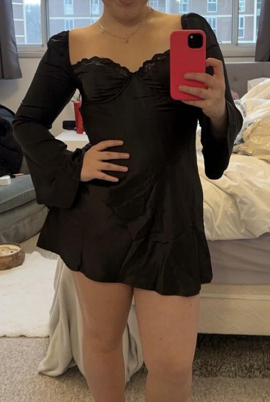 Customer photo for "I like this dress! It’s"