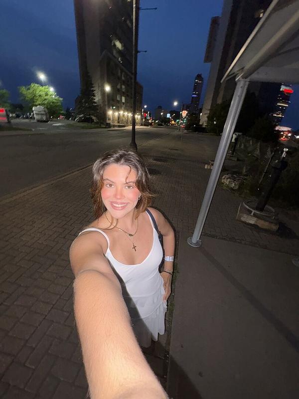 Review Thumbnail Image 1 349915030