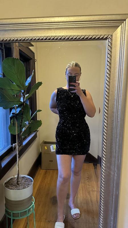 Customer photo for "LOVEEE this dress bought it"
