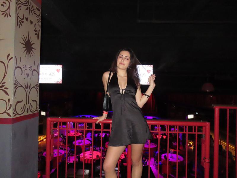 Review Thumbnail Image 0 379968625