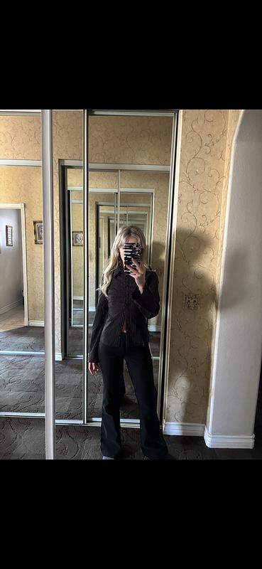 Review Thumbnail Image 0 382810512