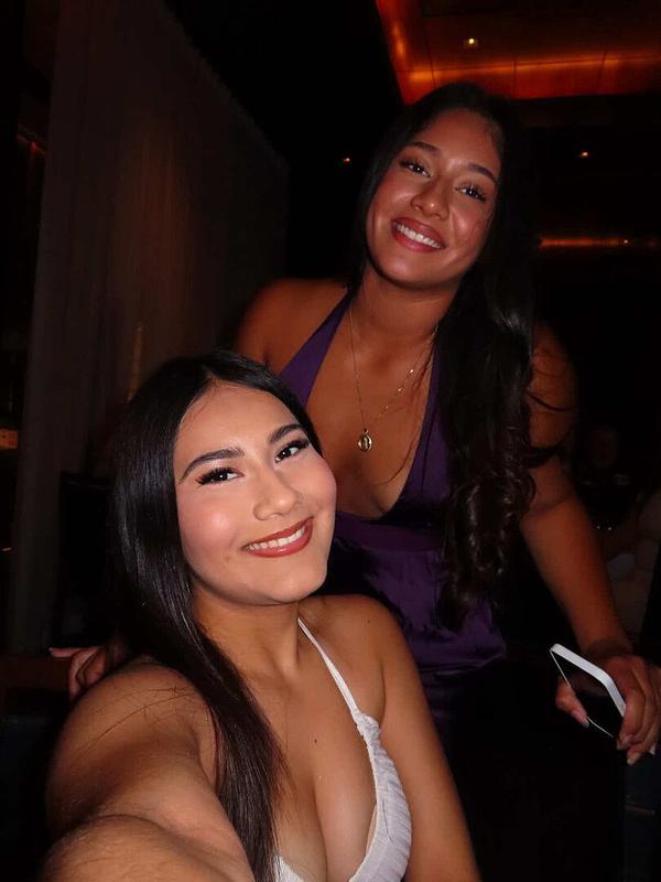 Review Thumbnail Image 0 384958658