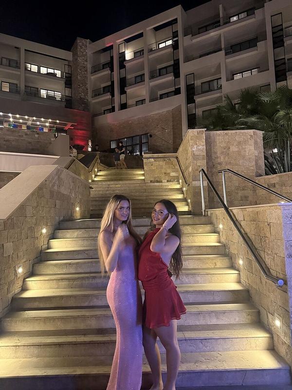 Review Thumbnail Image 0 384403727