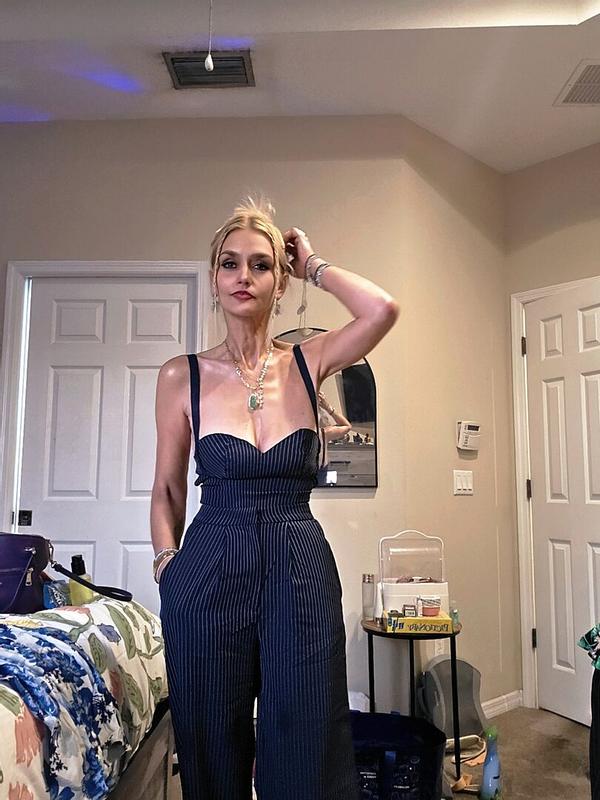 Customer photo for "I absolutely LOVE this outfit!"