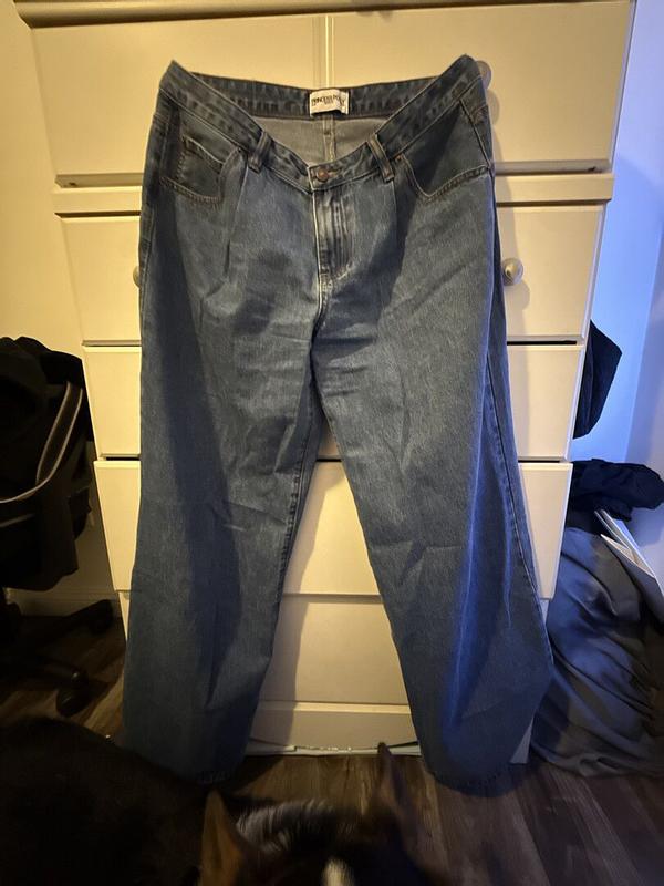 Review Thumbnail Image 0 373732985