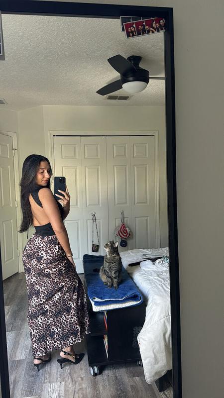 Customer photo for "great fabric, 5’1 and the"