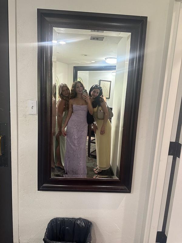 Review Thumbnail Image 0 353431860