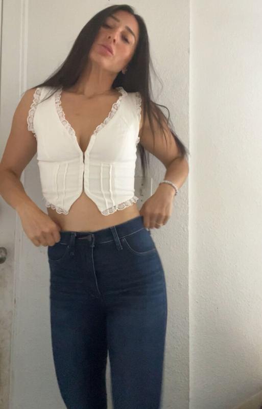 Customer photo for "this top is SO CUTE."