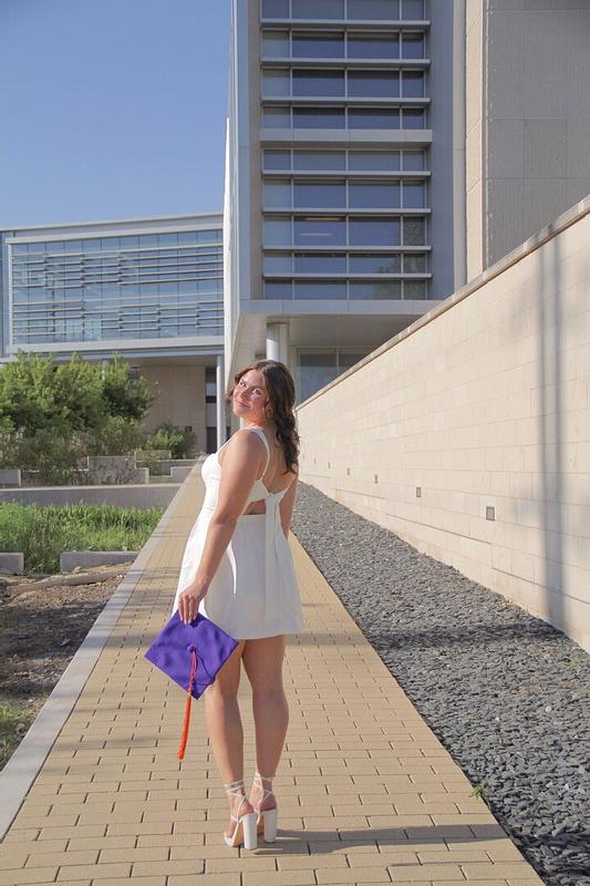 Review Thumbnail Image 1 376113788