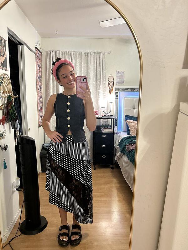 Review Thumbnail Image 0 356792402