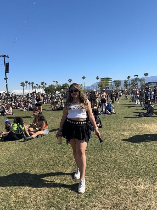 Review Thumbnail Image 0 350943382