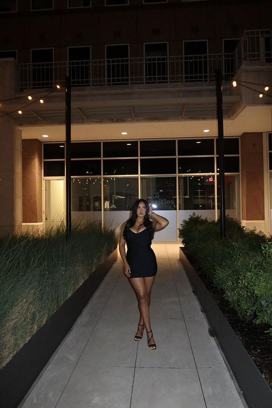 Customer photo for "Love the style and the"