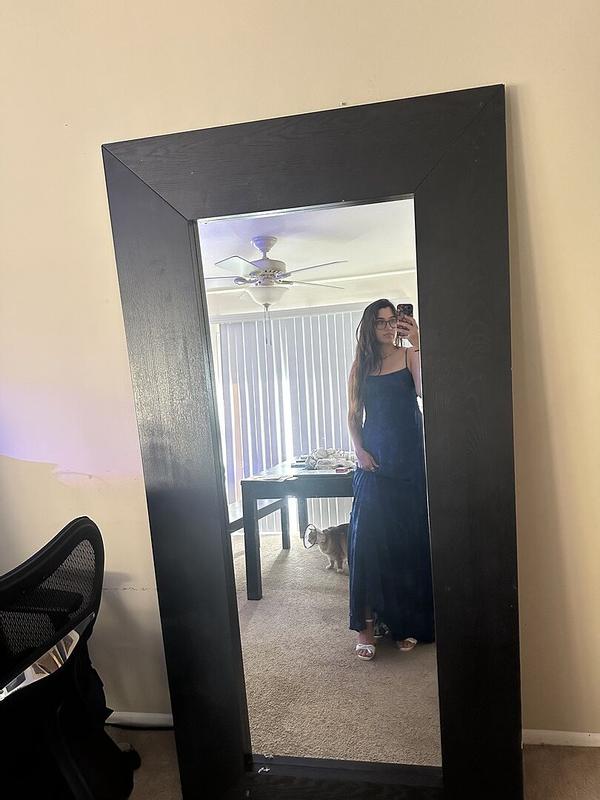 Customer photo for "Gorgeous material. Good adjustments in"
