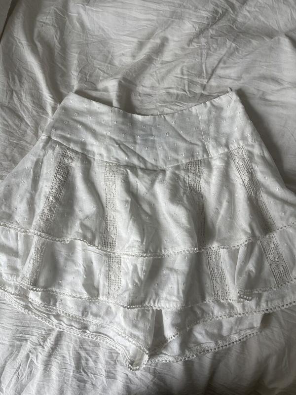 Customer photo for "This top is perfectly fitted"