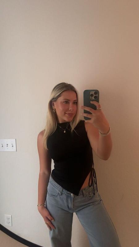 Review Thumbnail Image 0 350945180