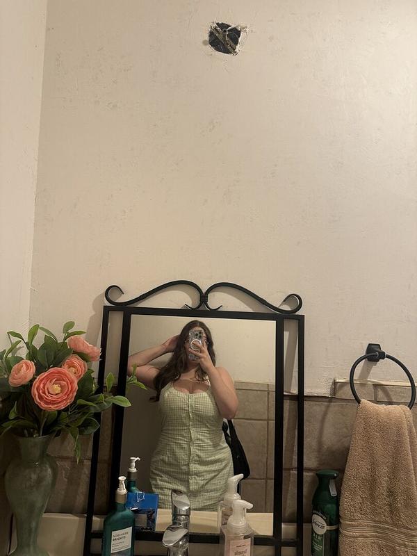 Review Thumbnail Image 0 359062959