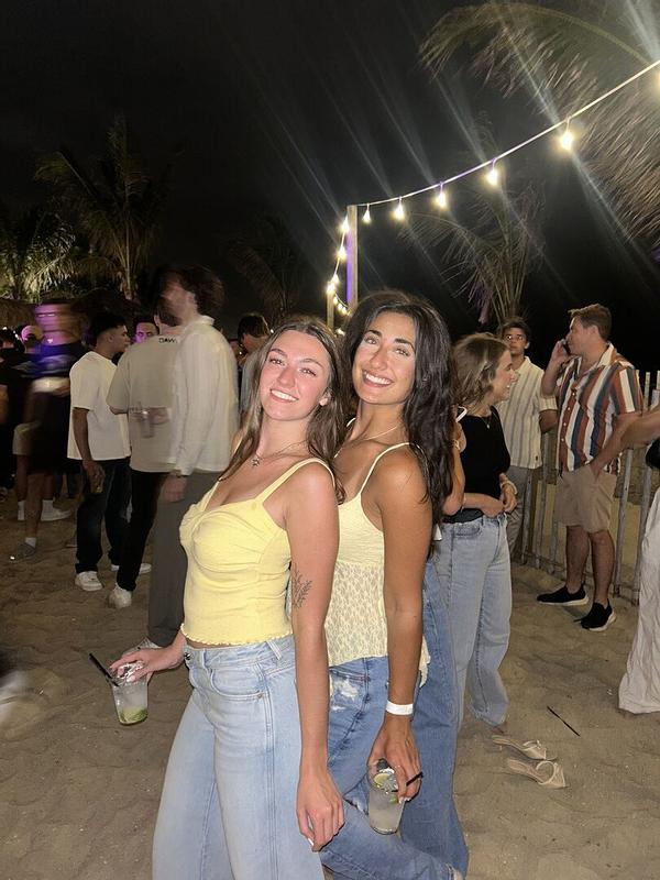 Review Thumbnail Image 0 352678442