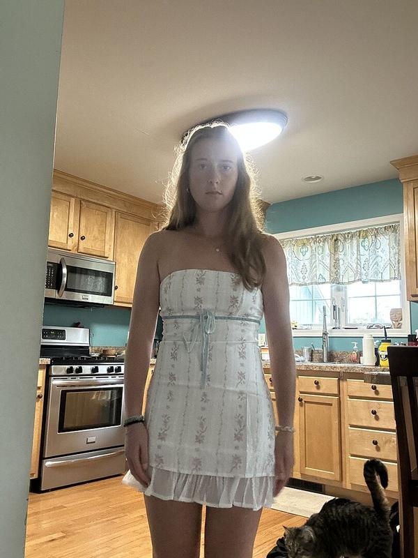 Review Thumbnail Image 0 360379240