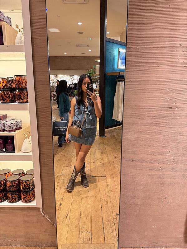 Review Thumbnail Image 0 368083548