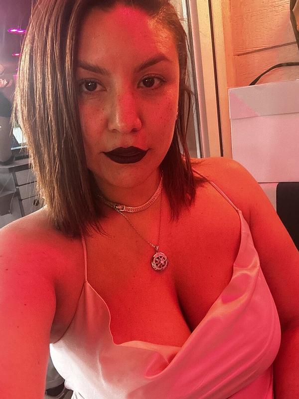 Review Thumbnail Image 2 381888376