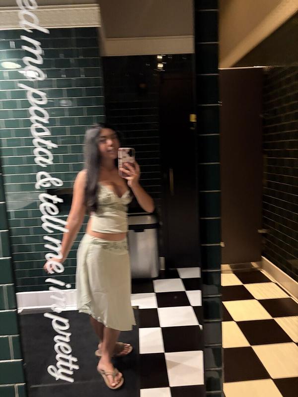 Customer photo for "Soso incredibly cute. The color"