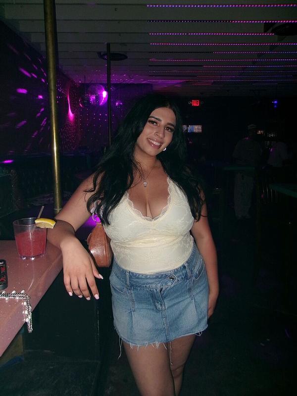 Review Thumbnail Image 0 355928935