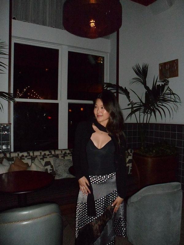 Review Thumbnail Image 1 362131225