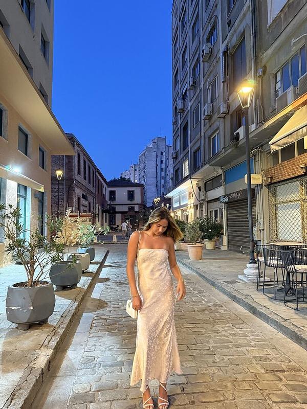 Review Thumbnail Image 0 353053701