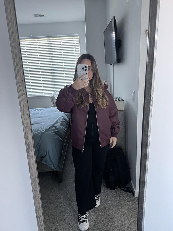 Review Thumbnail Image 0 368559061