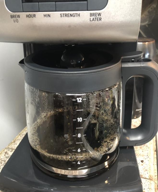 Pauses brewing for 20 seconds to pour!