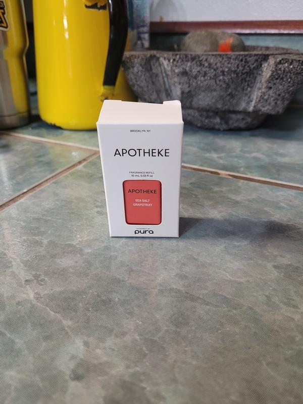 Customer photo for "I absolutely love this fragrance."