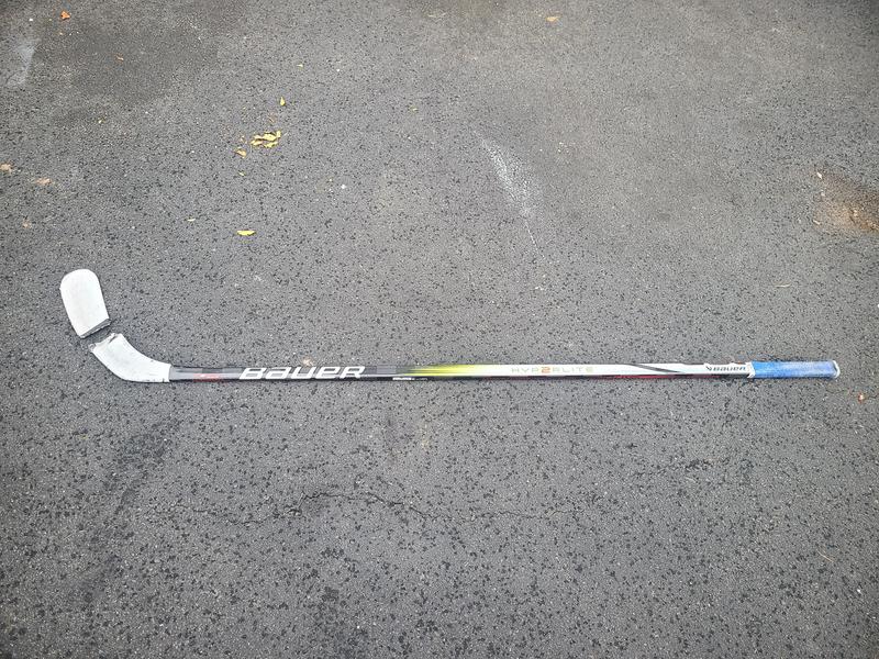 Bauer Vapor HyperLite 2 Grip Composite Hockey Stick - Junior