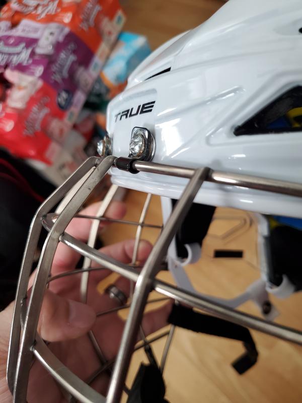 Size S - TRUE Dynamic 9 Pro White Helmet - Detroit Red Wings - Pro Stock  Hockey