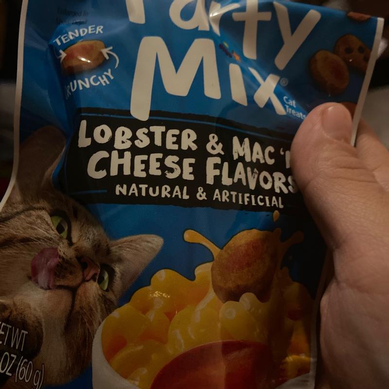 Lobster mac and cheese cat treats online