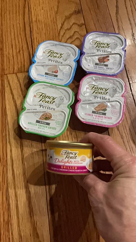 Fancy Feast Gravy Delights with Cheddar Grilled Collection Wet Cat Food ...