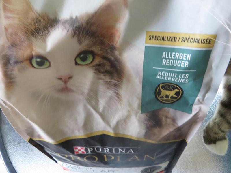 Purina Pro Plan LIVECLEAR Salmon and Rice Formula Allergen Purina Pro Plan LIVECLEAR Salmon and Rice Formula Allergen