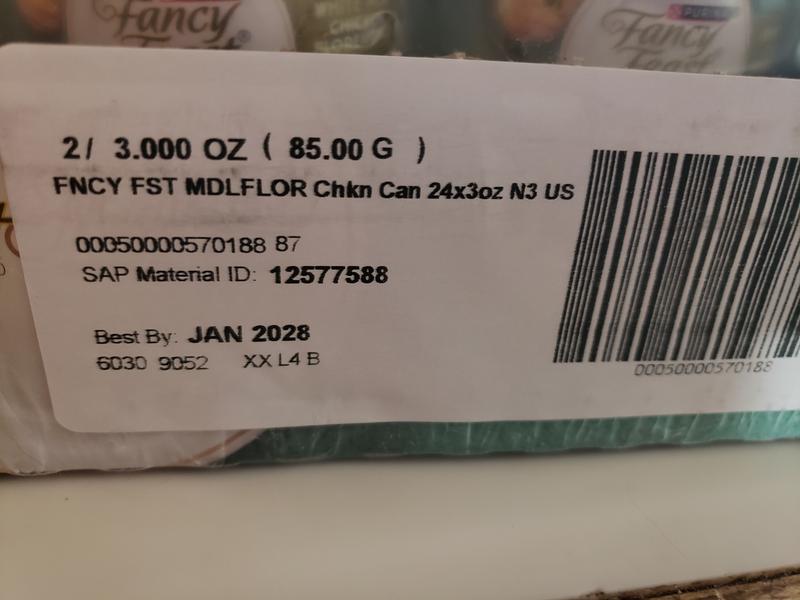 Sample of case and box labels