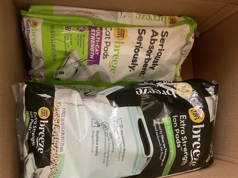 Normal version (unscented) vs this new lemongrass scented version. Received these together instead of only the usual unscented that I ordered, so I guess this is being viewed as like an “updated packaging” even though it’s clearly a different product