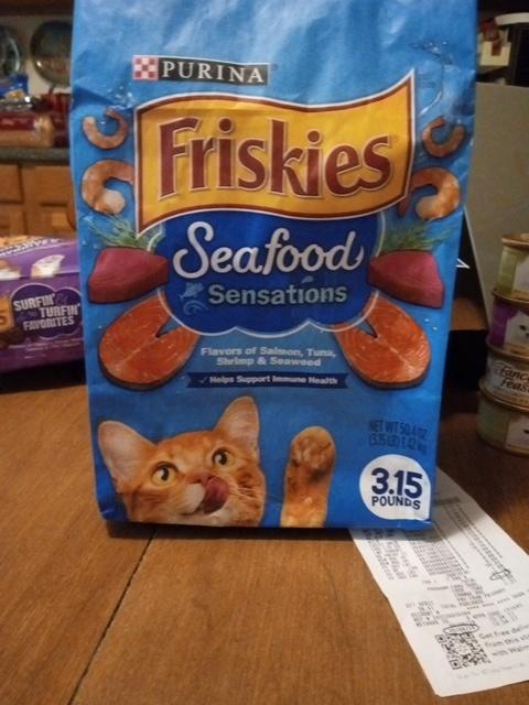 Friskies Seafood Sensations Dry Cat Food 3.15 lbs. Petco