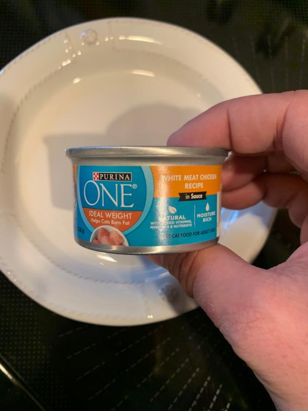 Purina ONE Natural Ideal Weight White Meat Chicken Recipe in Sauce Wet Cat Food 3 oz. Case of 24 Petco