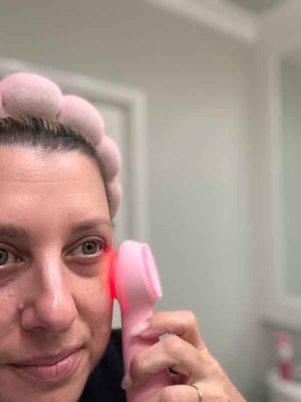 Customer photo for "Reliable brand with facial level results"
