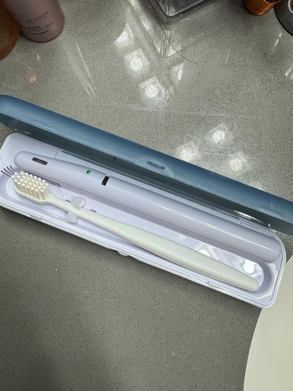 Review Thumbnail Image 0 382258789