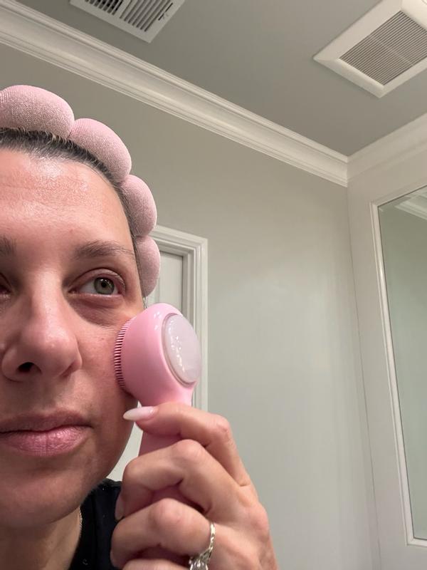 Customer photo for "Reliable brand with facial level results"
