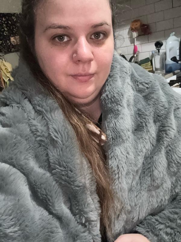 Customer photo for "Perfect to keep in the car in the winter"