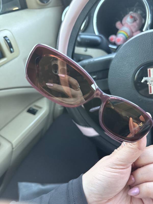 Review Thumbnail Image 0 1211785024