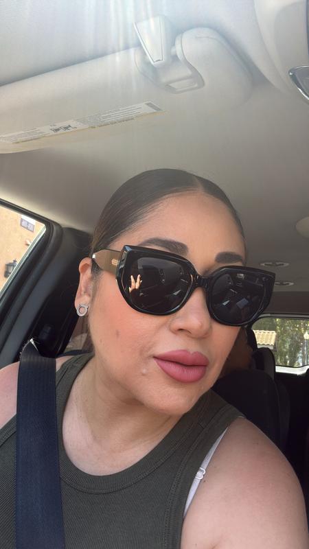 Review Thumbnail Image 0 1195381557