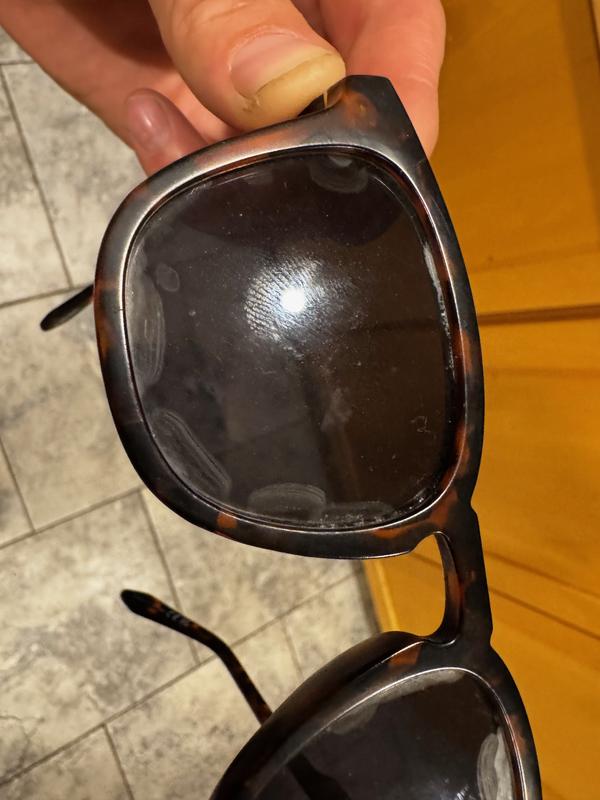 Review Thumbnail Image 0 1212612027