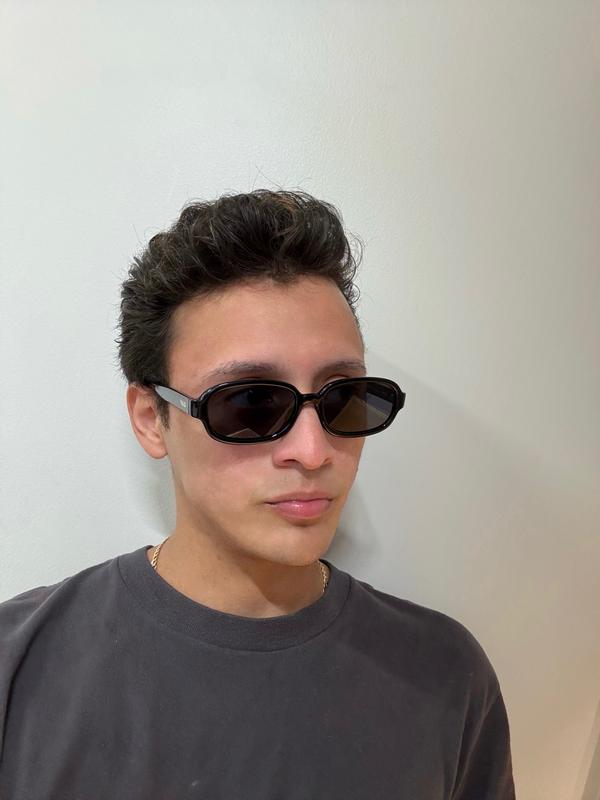 Review Thumbnail Image 0 1182586836